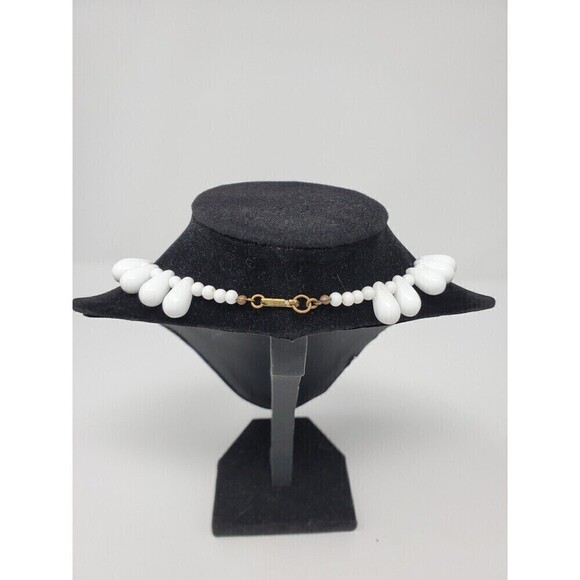 VINTAGE MARIAM HASKELL WHITE BEAD TEAR DROP BEADED NECKLACE SIGNED WOMEN JEWELRY - Picture 4 of 12